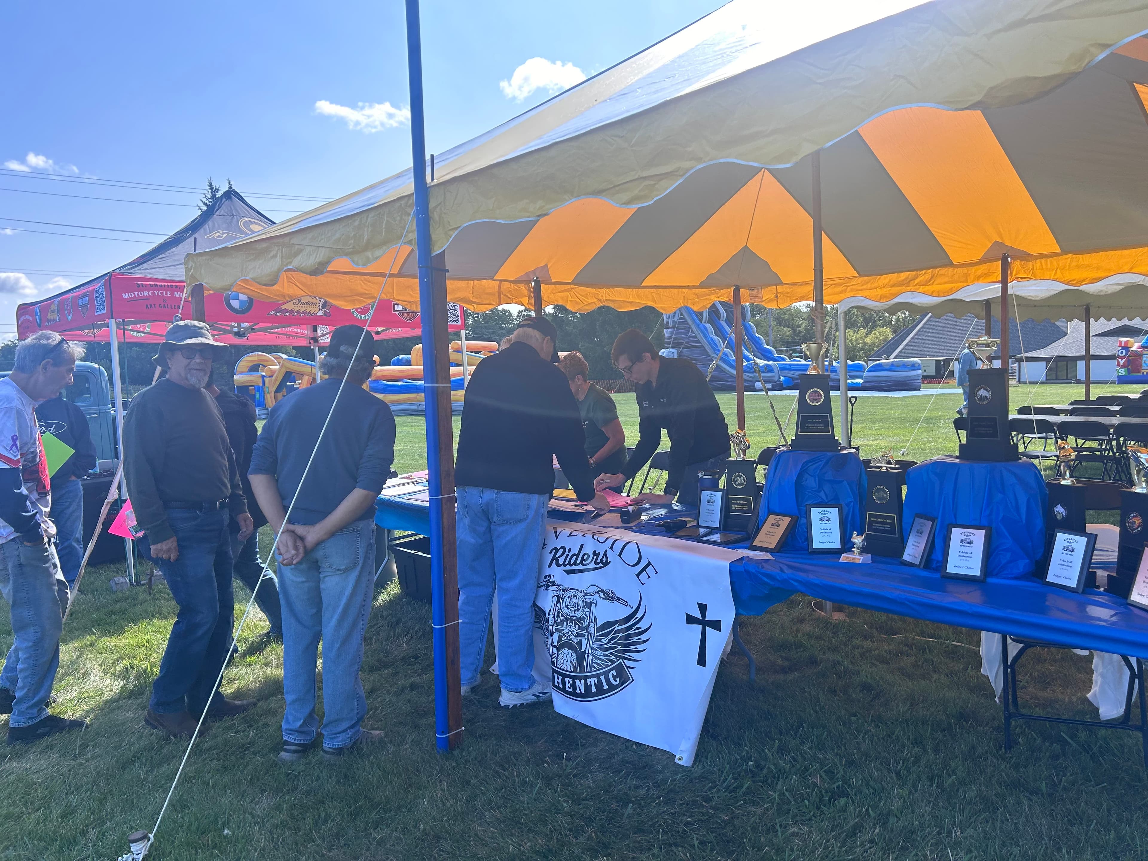 Beautiful classic trucks and motorcycles at the independently judged Fall Wheels Show near Geneva and Batavia IL
